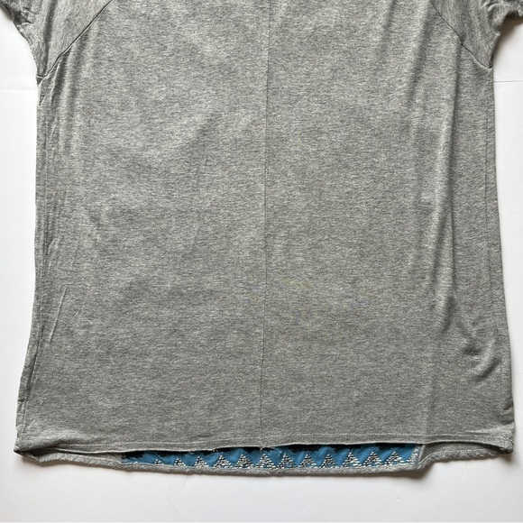 Dolan T-Shirt Anthropologie Blue & Gray  Lamai Embroidered Top Southwestern Sz M - Picture 15 of 15